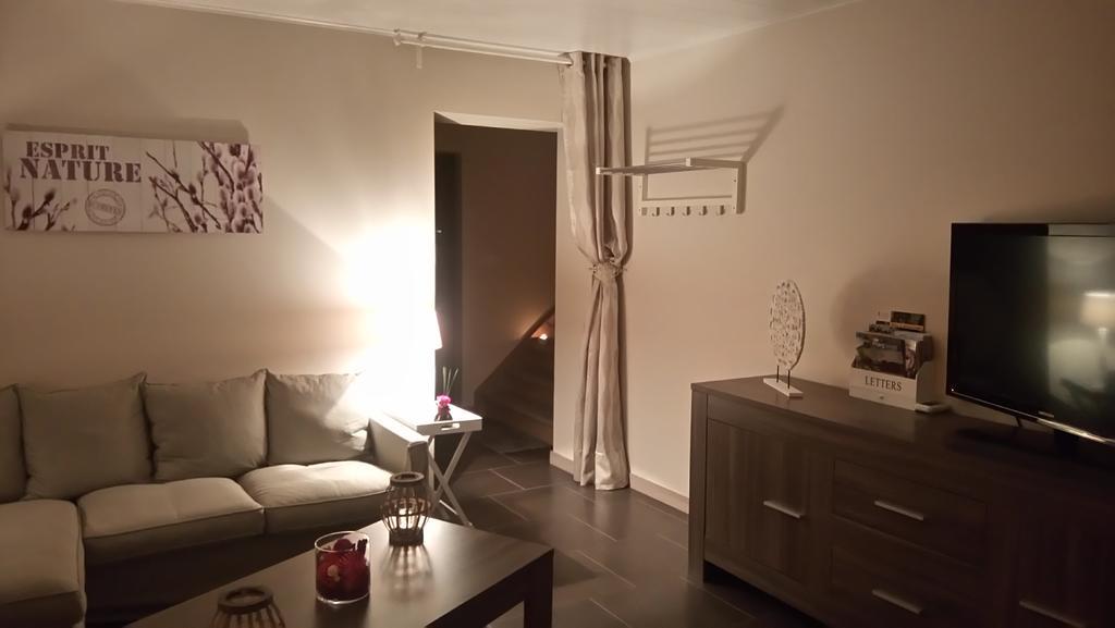 Vila La Renaissance Villers-l'Eveque Exteriér fotografie